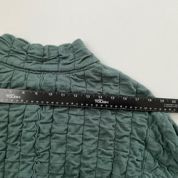 Free People Beach Sunny Cardigan XS Green Bomber Grid Textured Boho Comfy - Picture 7 of 10